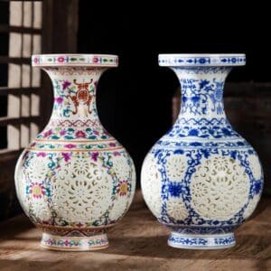 Vase en Céramique Chinois Bleu et Blanc produit