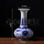 Vase en Porcelaine Chinoise Bleue et Blanche 2